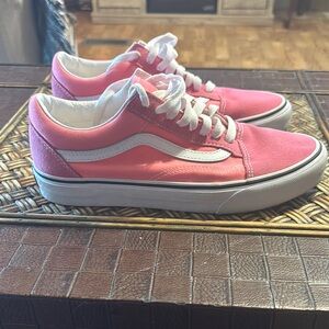 Excellent condition pink and white  womens Vans Sneakers